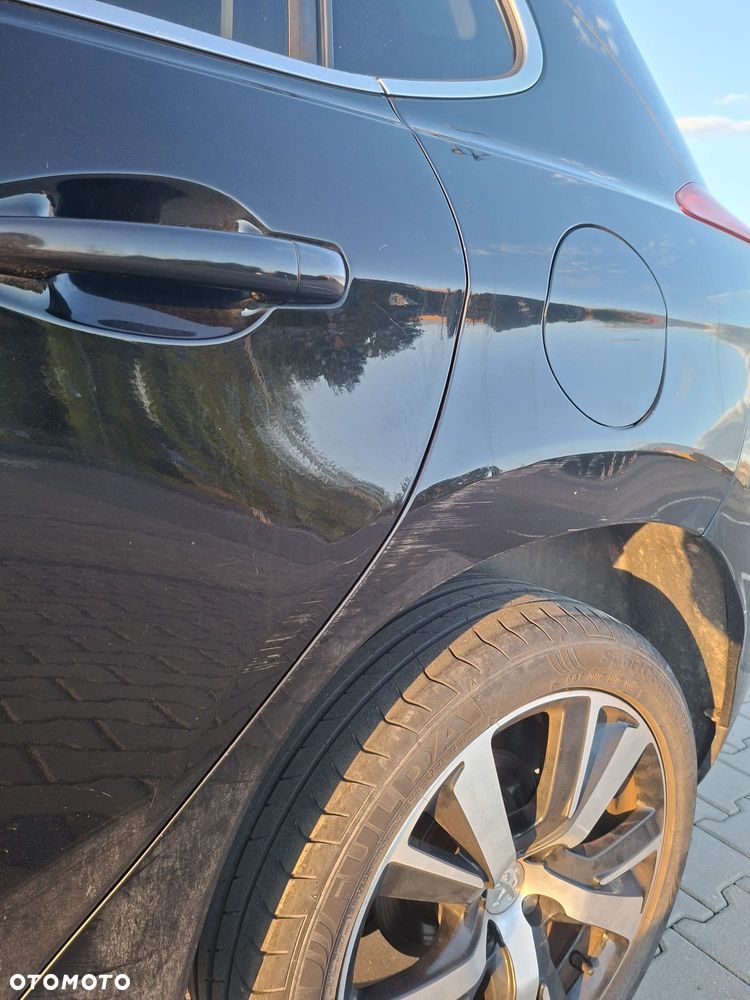 Peugeot 2008 1.2 Pure Tech GPF Allure S&S - 8