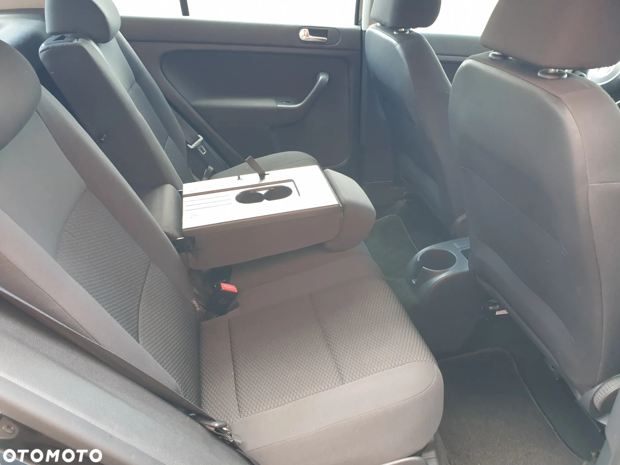 Volkswagen Golf Plus - 17