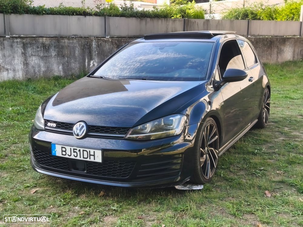 VW Golf 2.0 TDI GTD DSG - 22