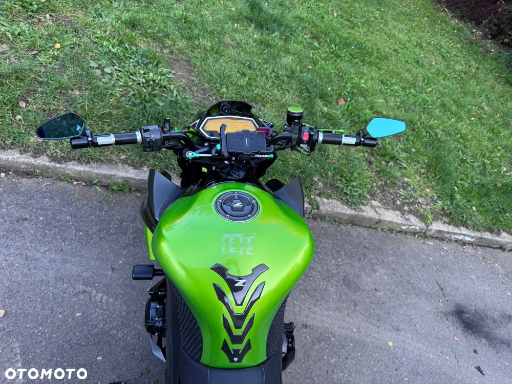 Kawasaki Z - 13