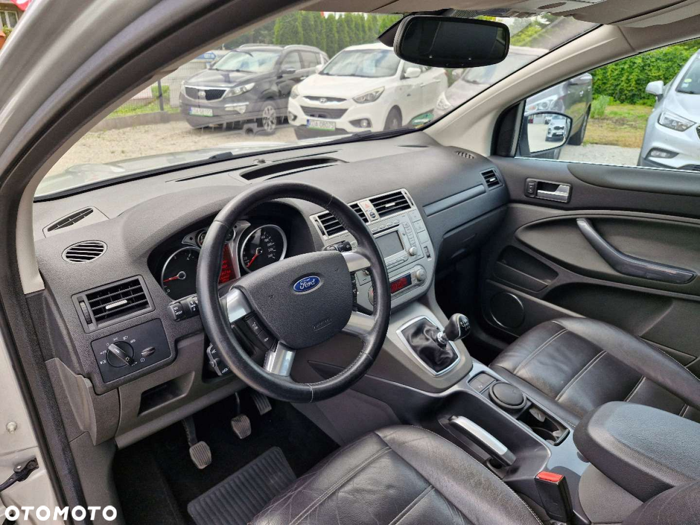 Ford Kuga - 14