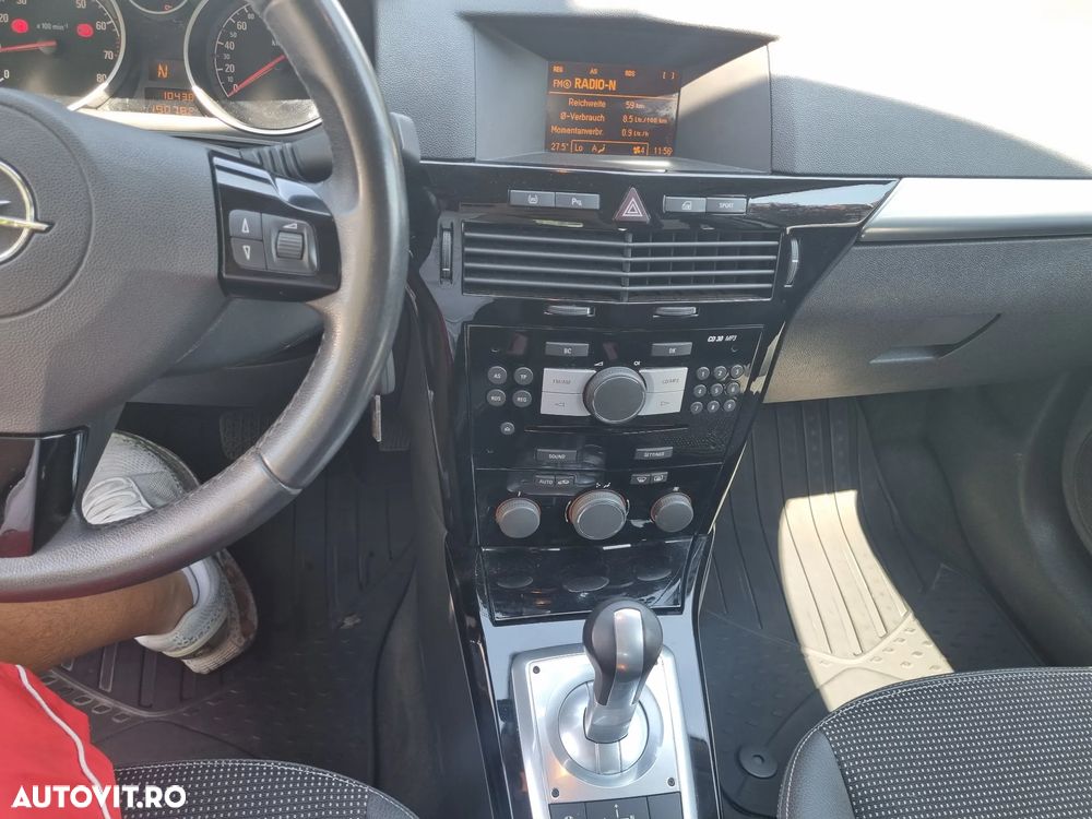 Opel Astra 1.6 Easytronic Cosmo - 9
