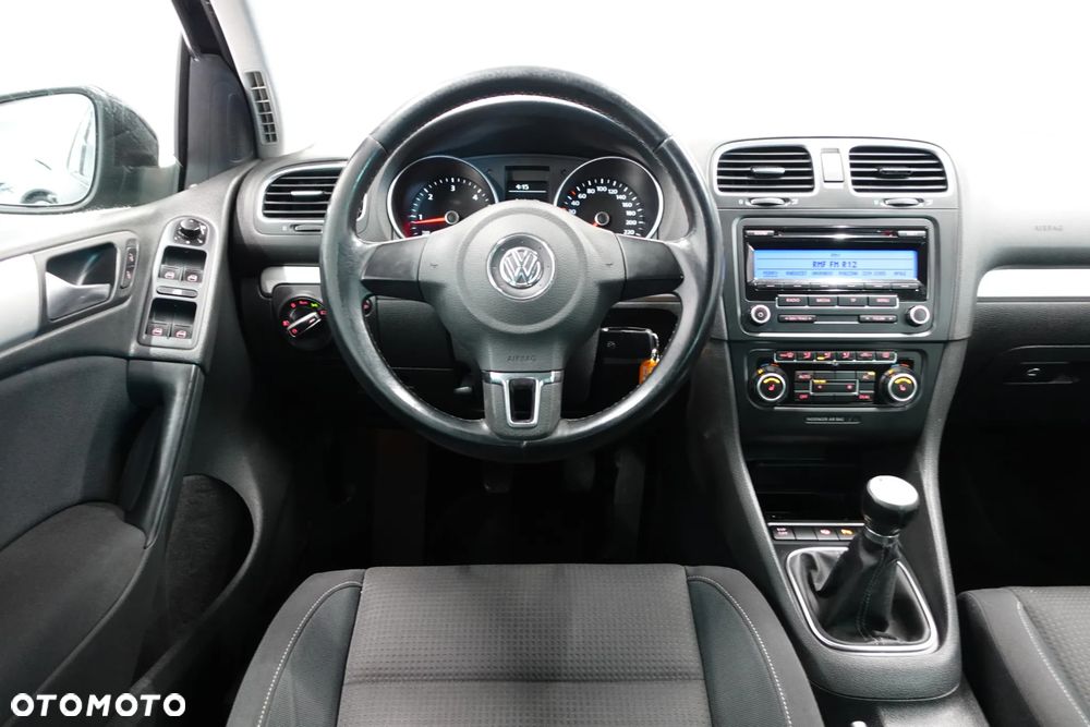 Volkswagen Golf 1.6 TDI DPF Comfortline - 32