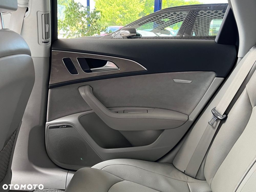 Audi A6 Avant 2.0 TDI Ultra DPF S tronic - 5