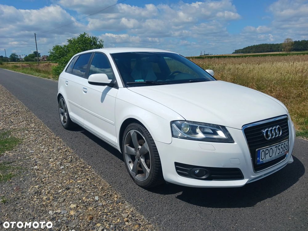 Audi A3 Sportback 1.4 TFSI S line Sportpaket - 4
