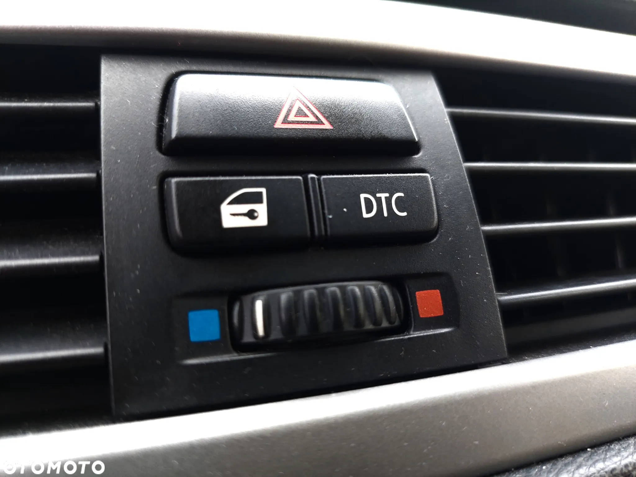 BMW Seria 3 318i Touring Edition Sport - 9