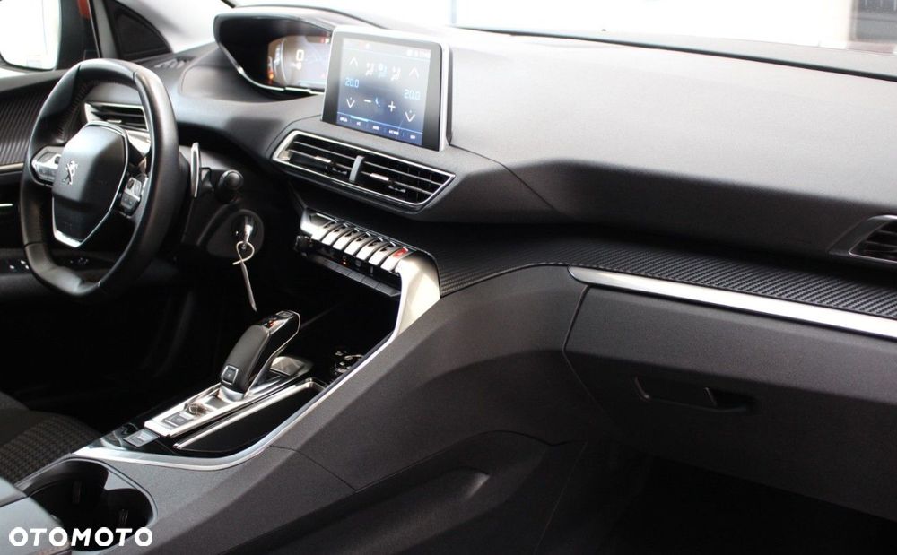 Peugeot 3008 - 16