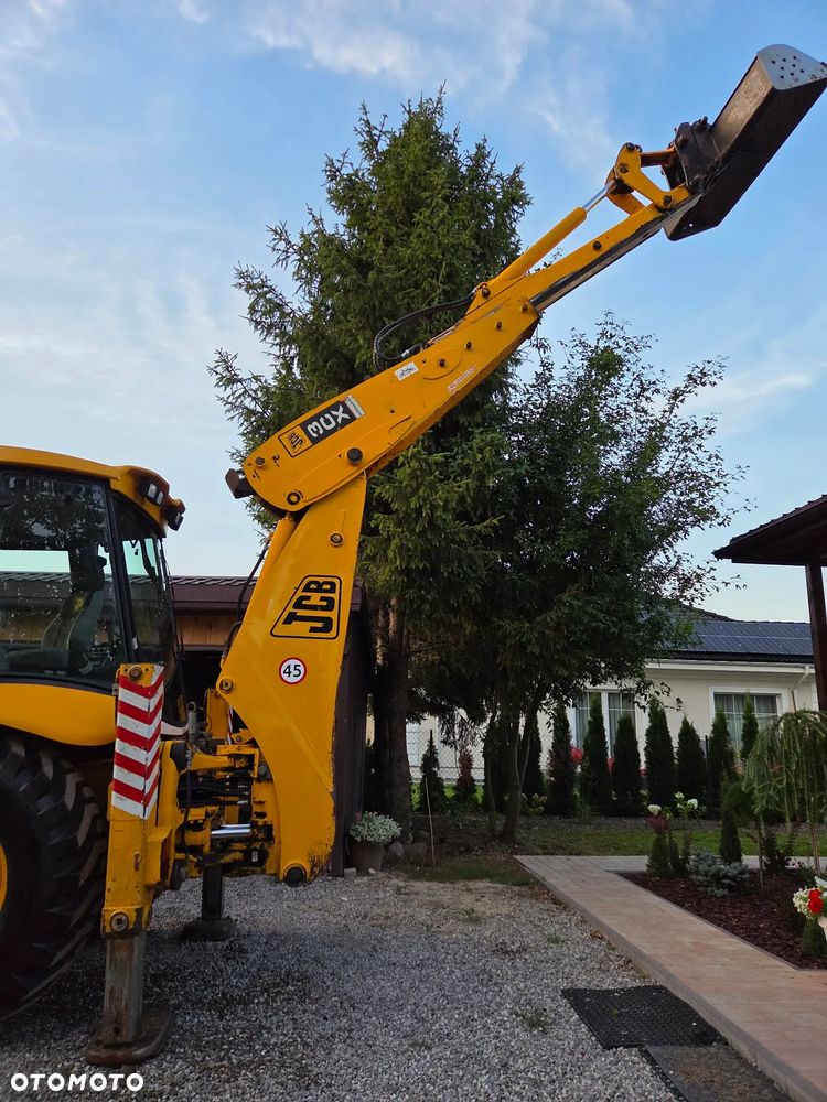 JCB 3CX - 12