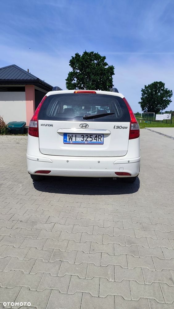 Hyundai i30 1.6 Classic EU5 - 4