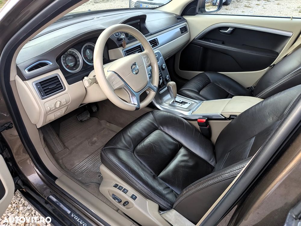 Volvo XC 70 D4 AWD Geartronic Summum - 10