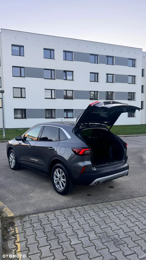 Ford Kuga - 4