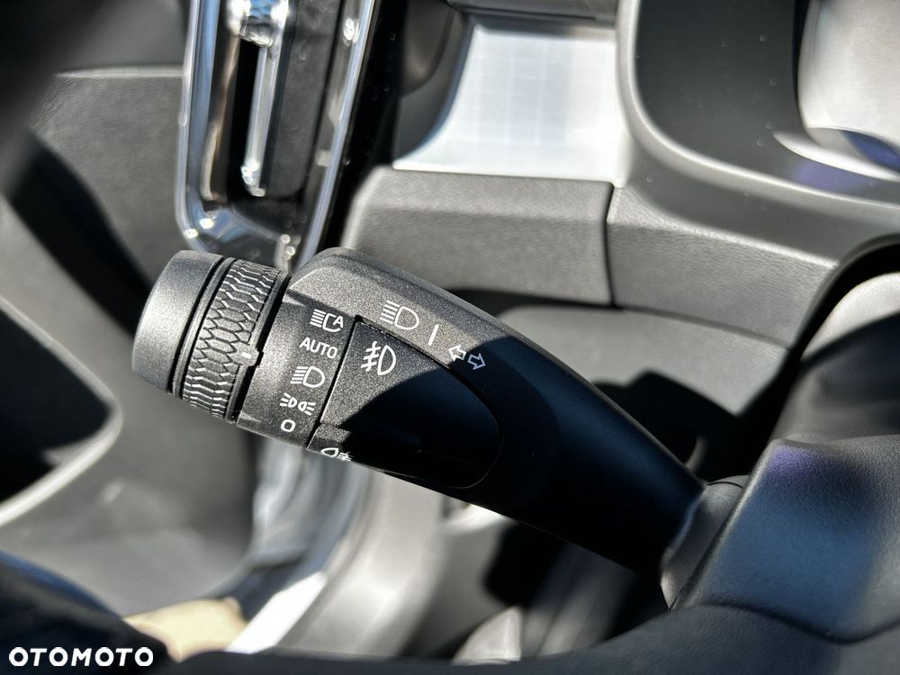 Volvo XC 40 - 24