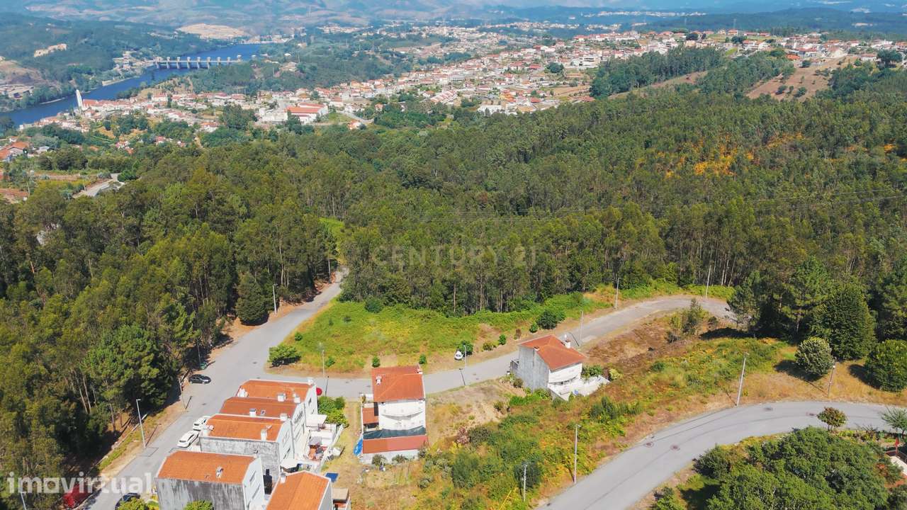 Oportunidade Única!  Terreno de 267m2 para Construção  em Crestuma, Vi - Grande imagem: 2/6
