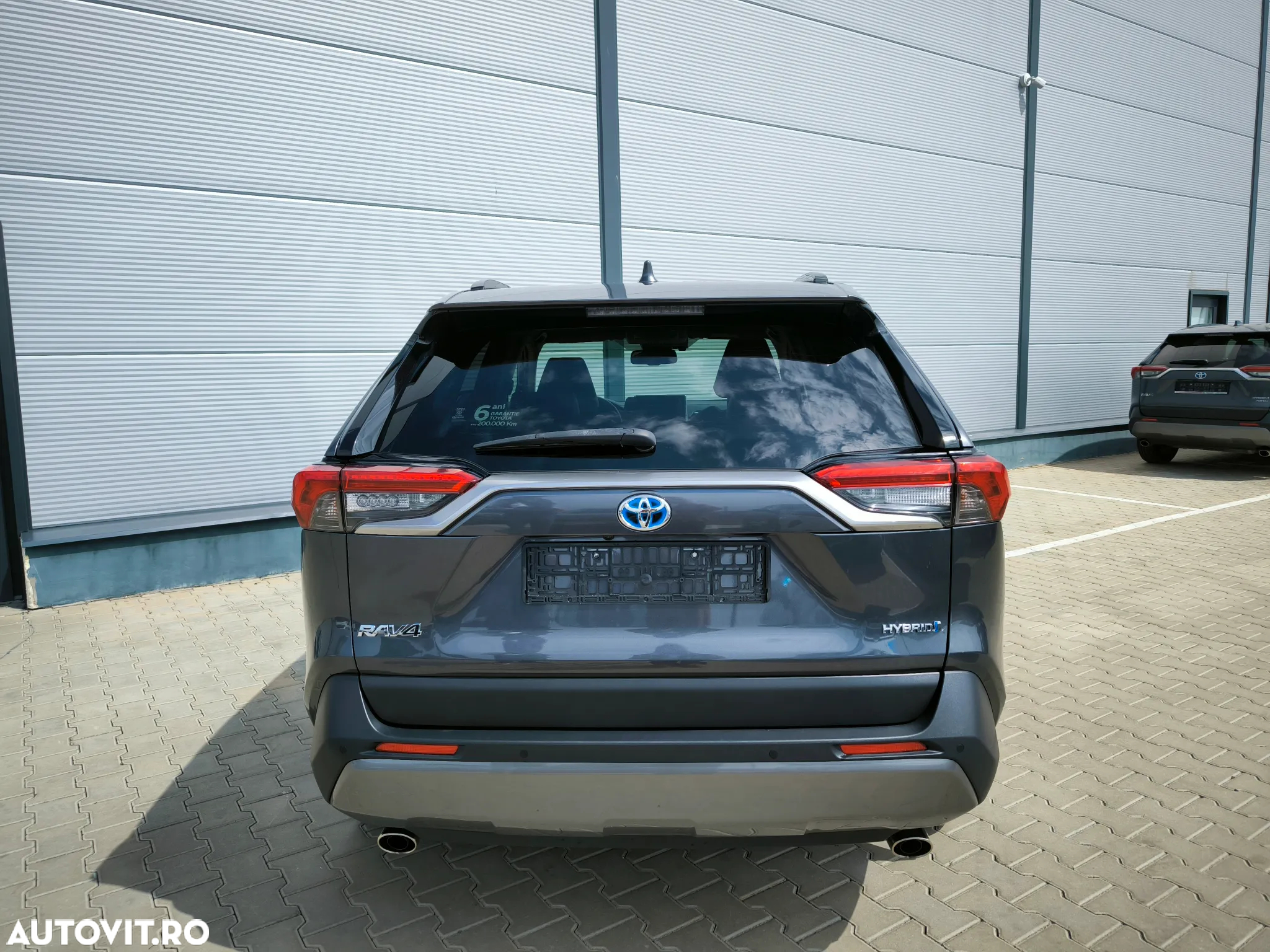 Toyota RAV4 2.5 Hybrid VVT-iE 4x4 Luxury - 11