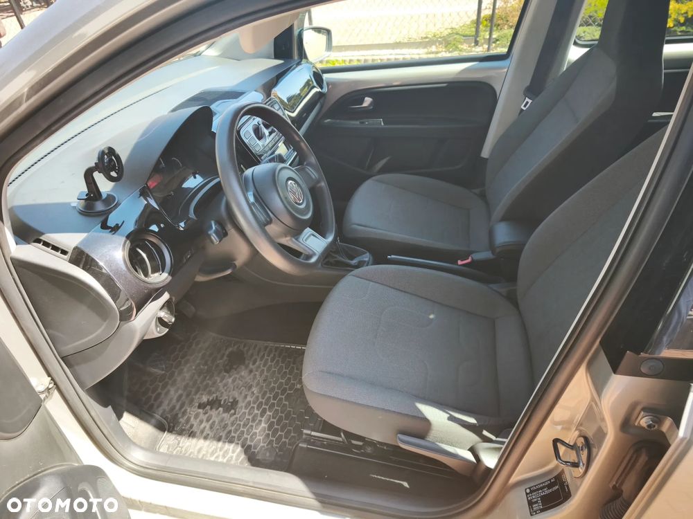 Volkswagen up! 1.0 move - 31