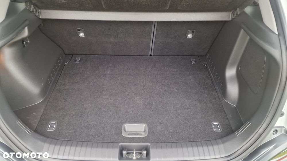 Hyundai Kona 1.0 T-GDI Premiere Comfort - 26