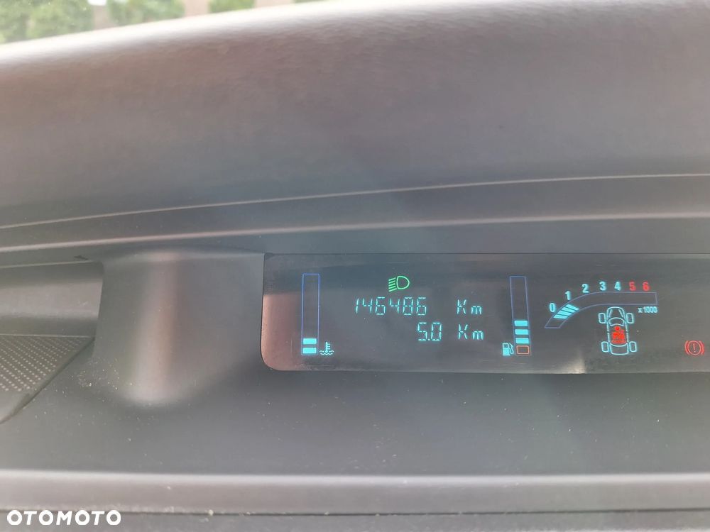 Renault Scenic 1.5 dCi Authentique - 12