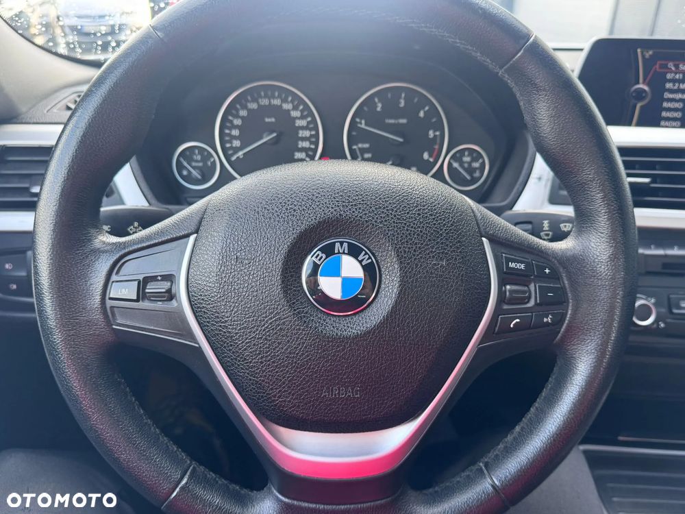BMW Seria 3 316d Sport Line - 39