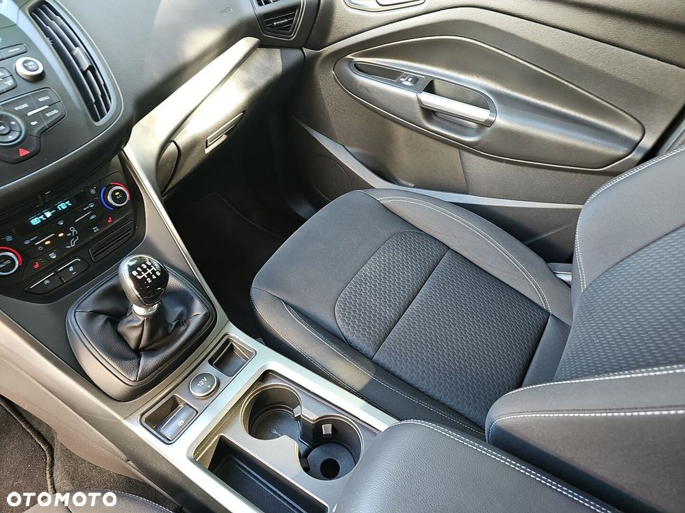 Ford Kuga 1.5 EcoBoost FWD Trend ASS GPF - 19