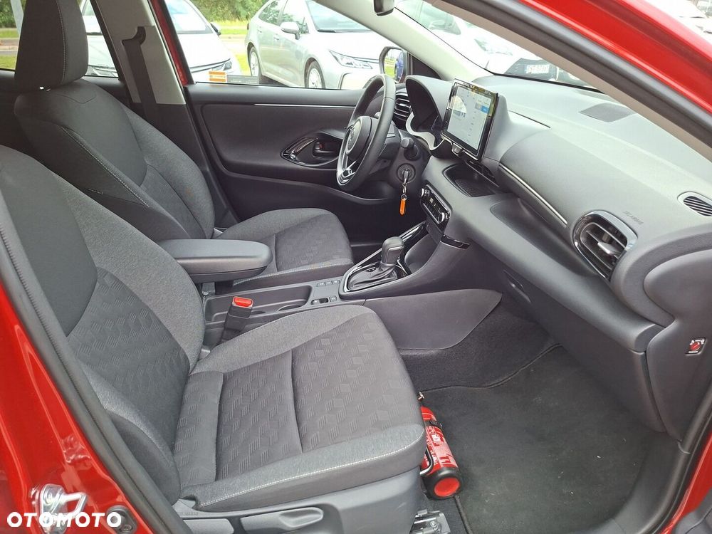 Toyota Yaris Hybrid 1.5 Style - 9