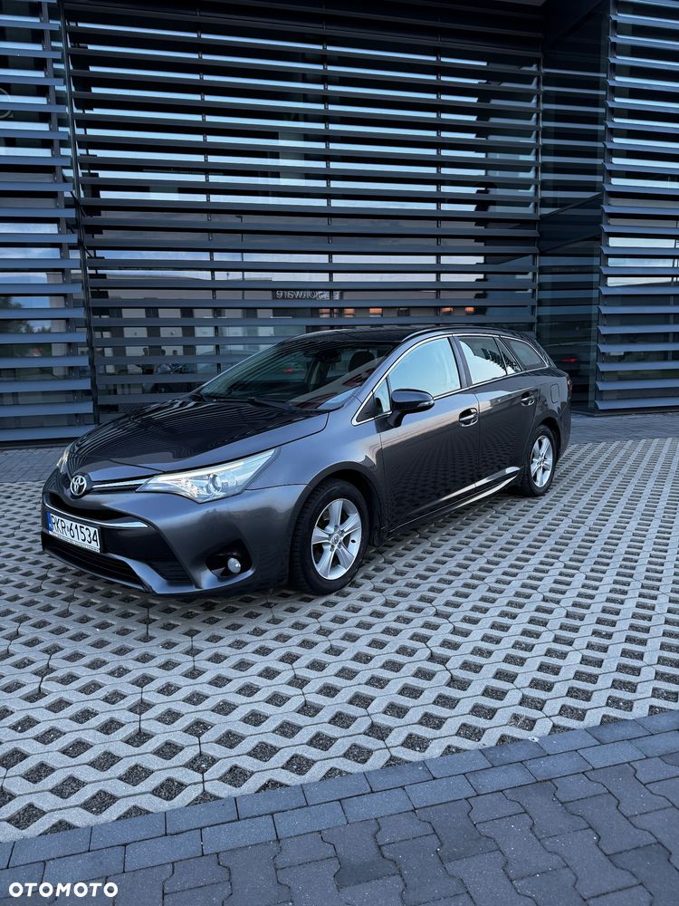 Toyota Avensis 1.6 D-4D Active - 1
