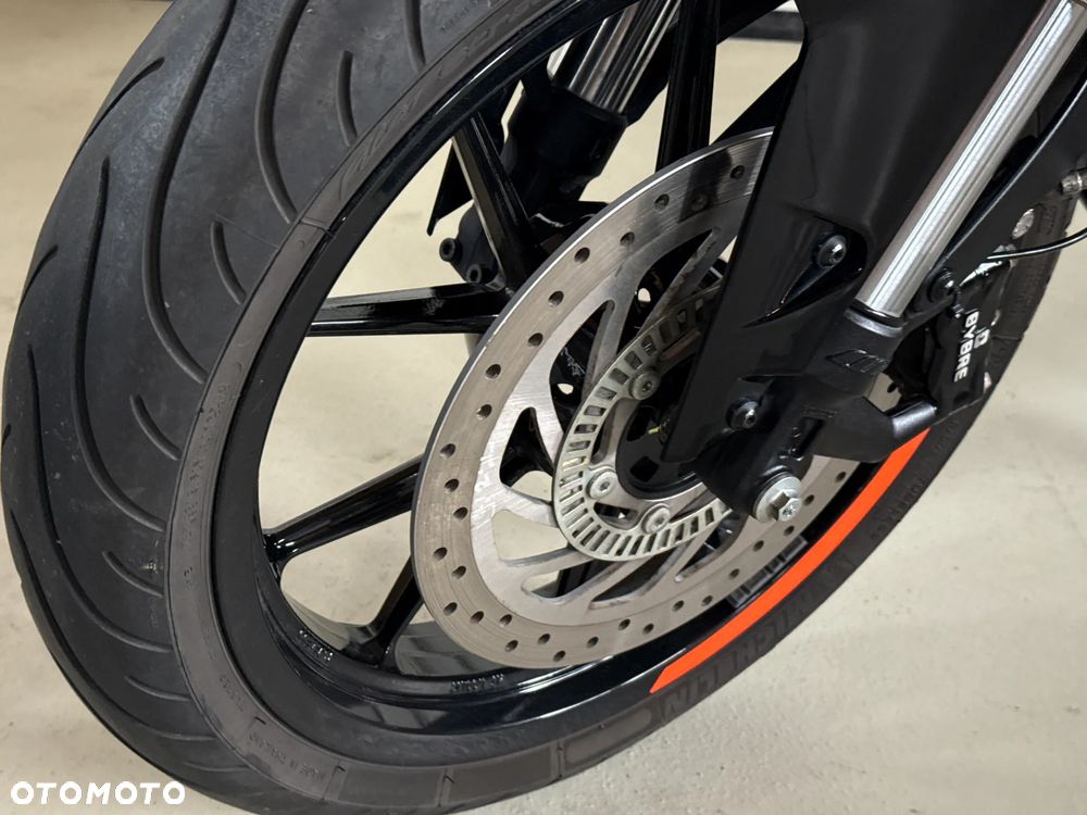 KTM Duke 125 - 8