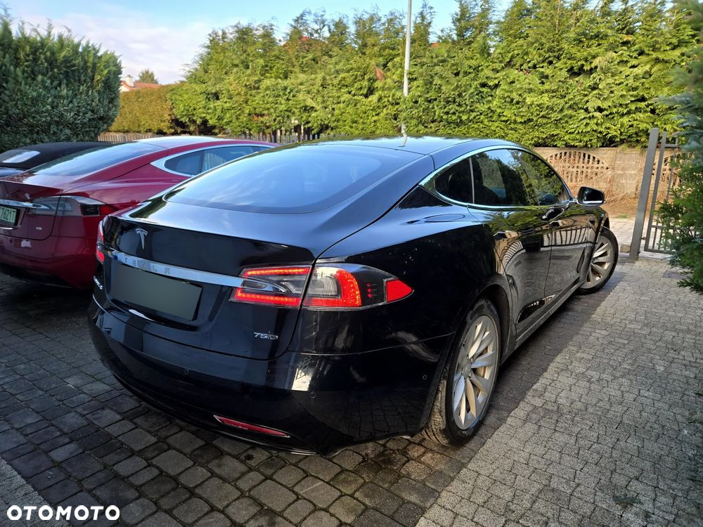 Tesla Model S 75 - 5