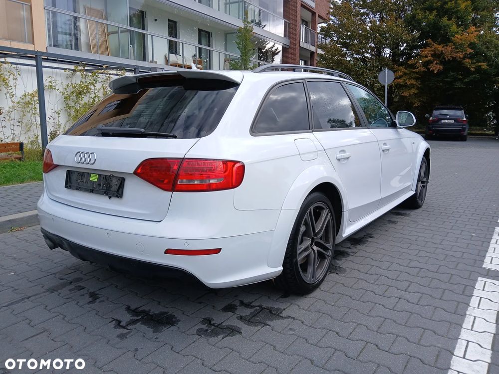Audi A4 Allroad 2.0 TDI Quattro - 14