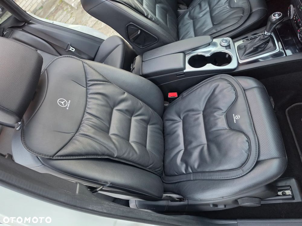 Mercedes-Benz GLK 220 CDI DPF 4Matic BlueEFFICIENCY 7G-TRONIC - 23