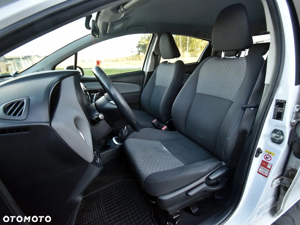 Toyota Yaris 1.0 Active EU6 - 28