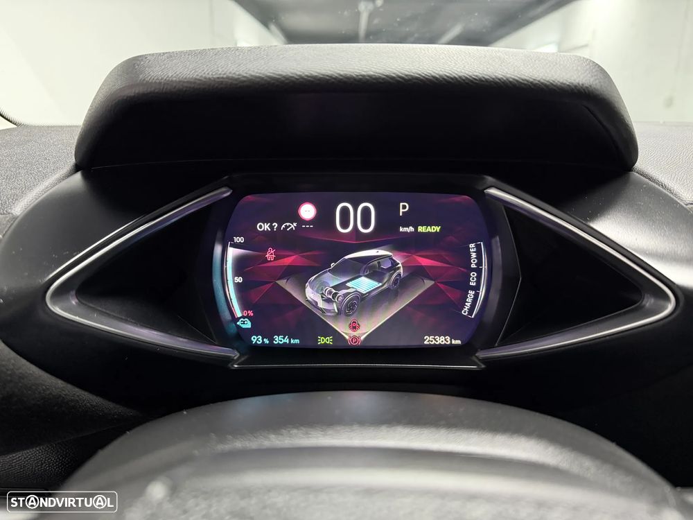 DS DS3 E-Tense Performance Line + - 29