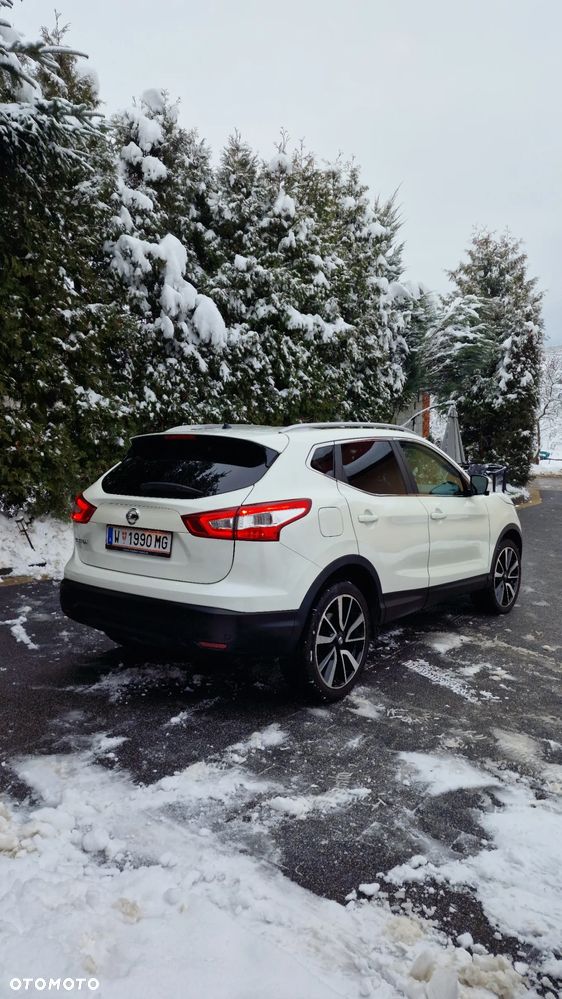 Nissan Qashqai 1.6 DCi Xtronic TEKNA - 9