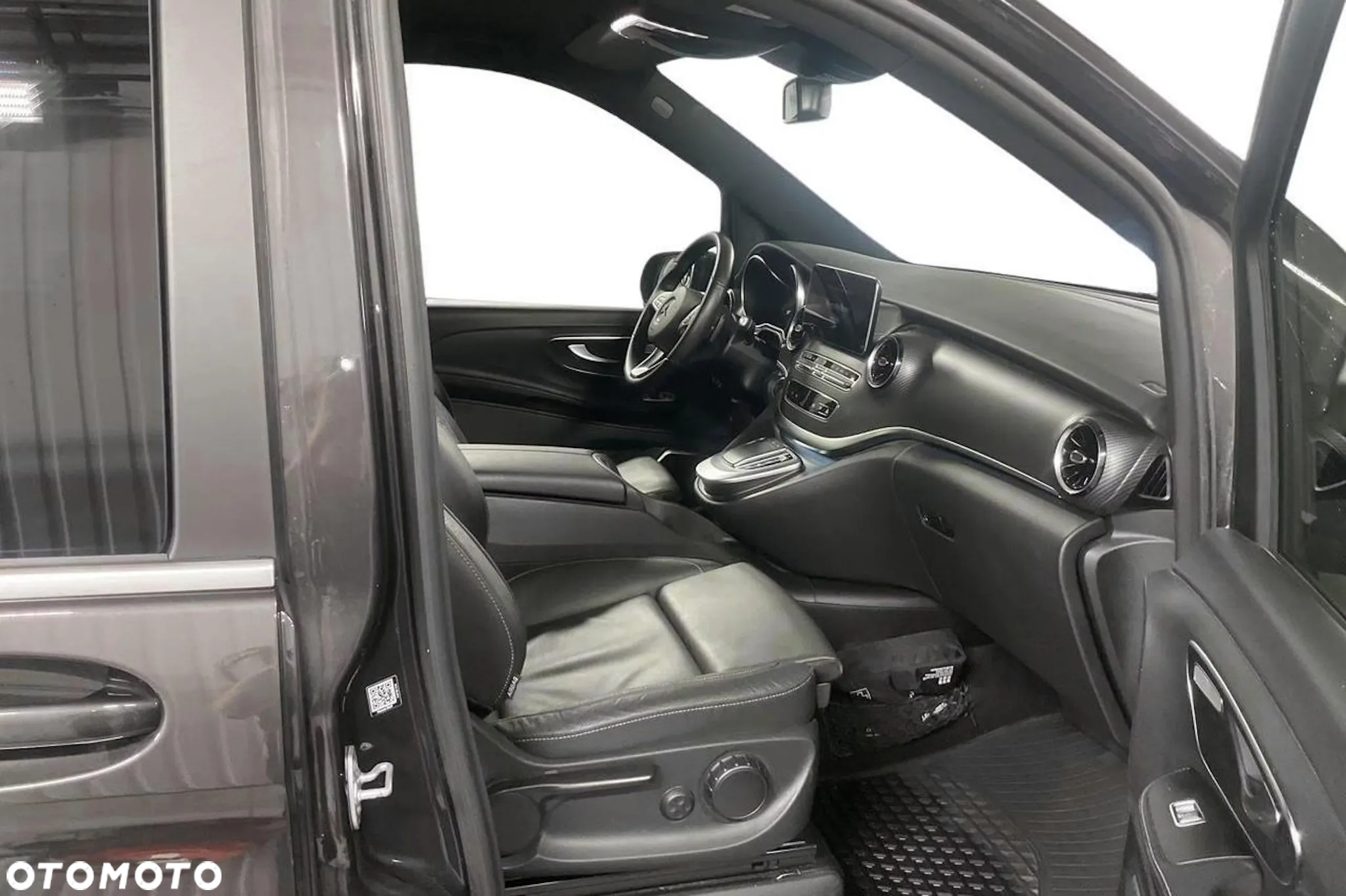 Mercedes-Benz Klasa V 300 d 4-Matic 9G-Tronic Exclusive (d³ugi) - 5