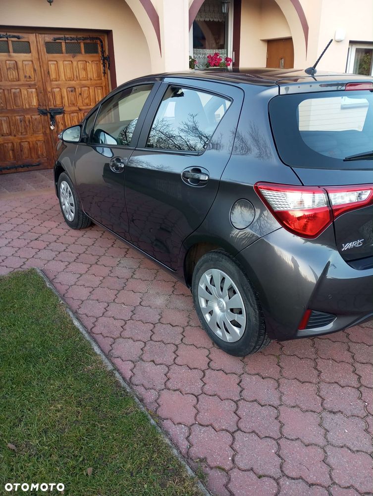 Toyota Yaris 1.5 Life - 10