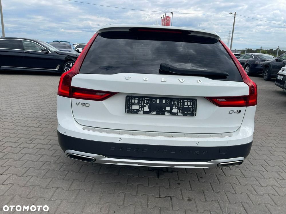 Volvo V90 Cross Country D4 AWD - 2