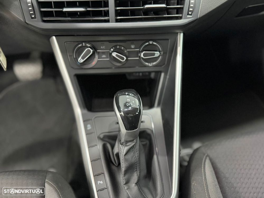 VW Taigo 1.0 TSI Life DSG - 11
