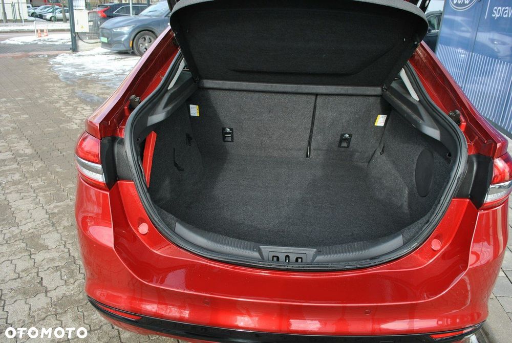 Ford Mondeo 2.0 EcoBlue Titanium - 10