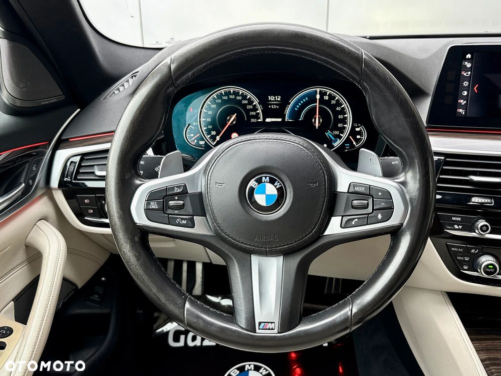 BMW Seria 5 530e iPerformance M Sport sport - 11