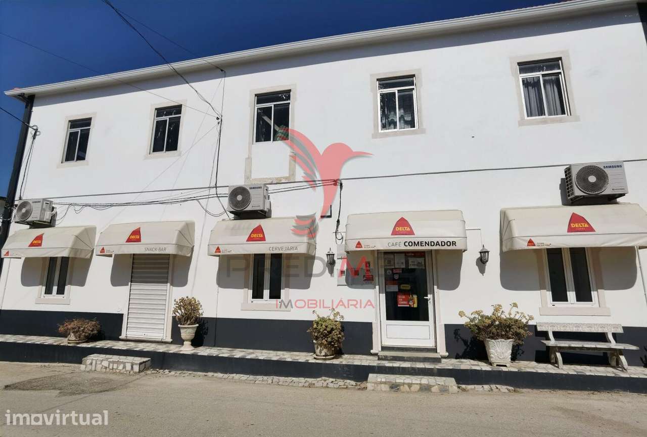 Café Restaurante Comendador na Comenda / Casével / Santarém. - Grande imagem: 2/39