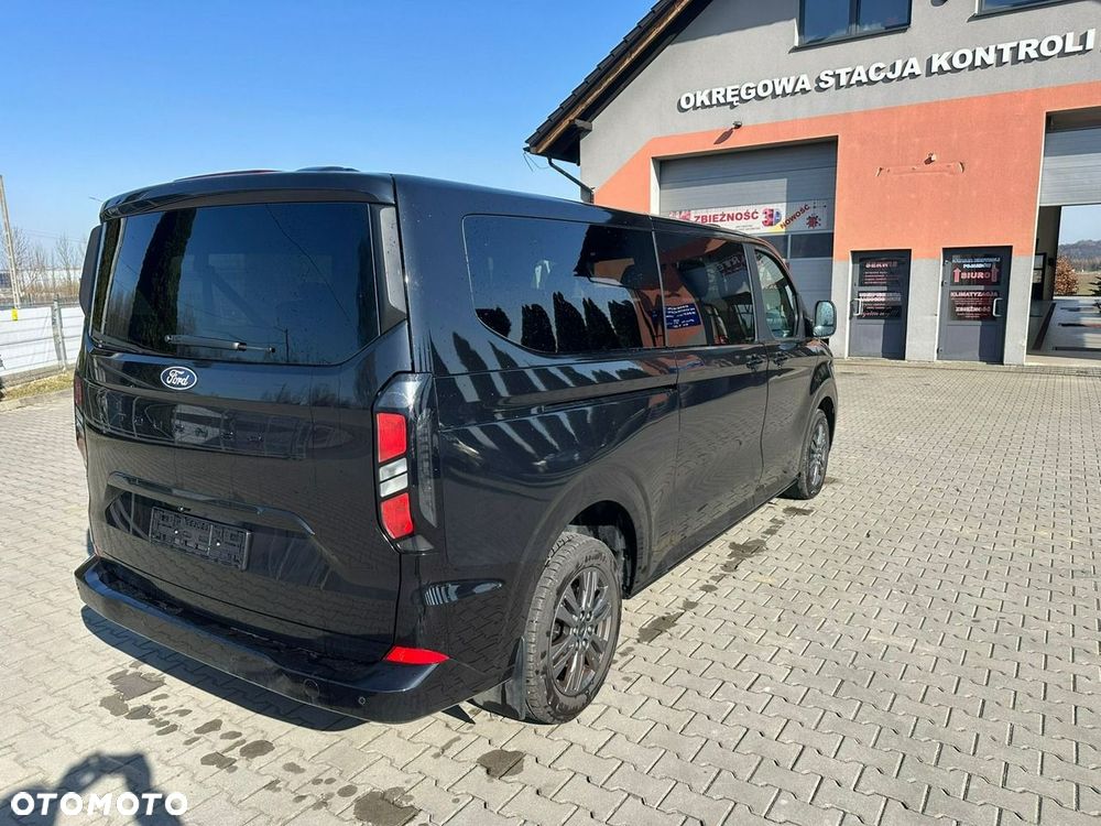 Ford Tourneo Custom - 7