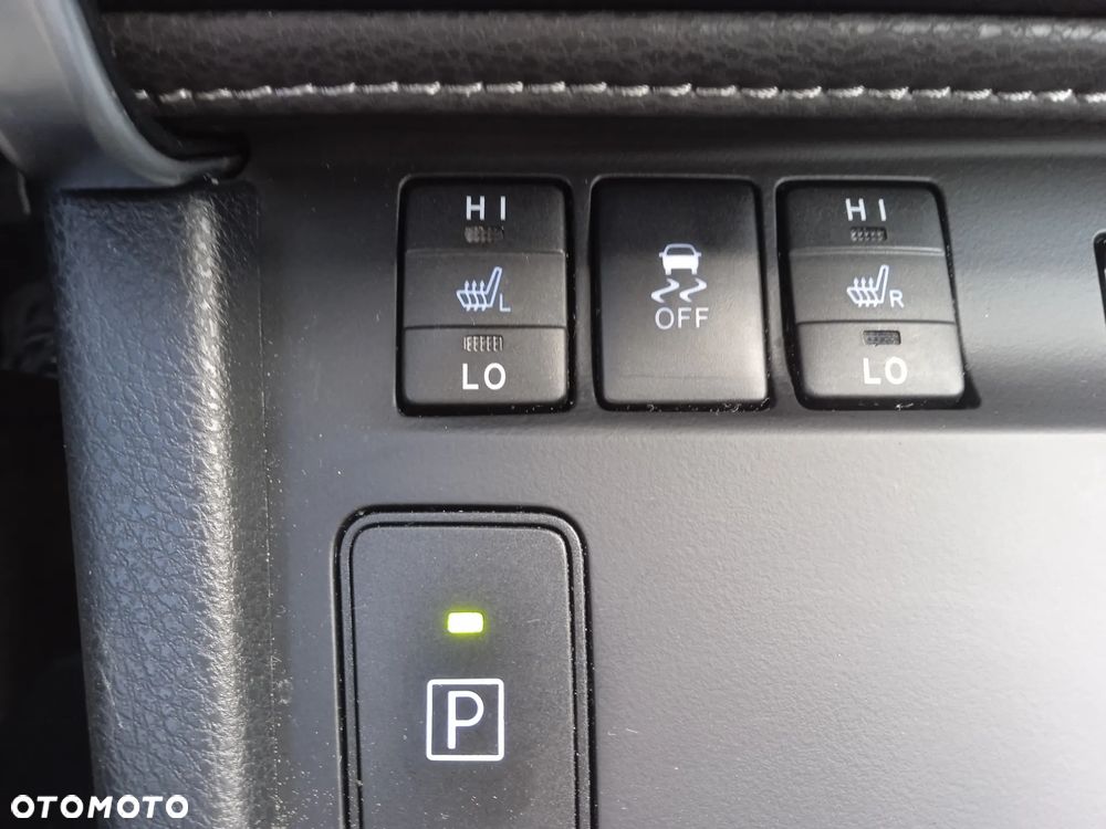 Toyota Auris - 15
