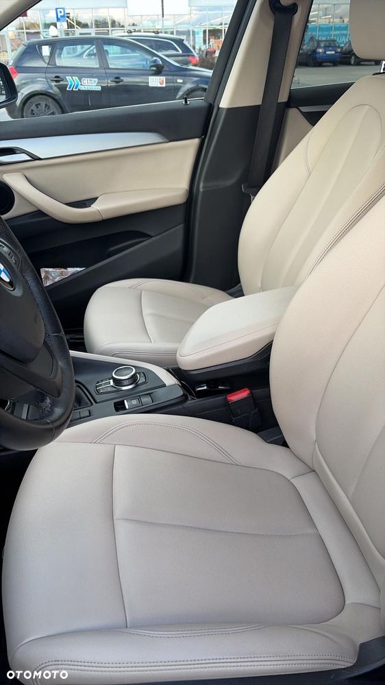 BMW X1 sDrive18d Advantage - 17