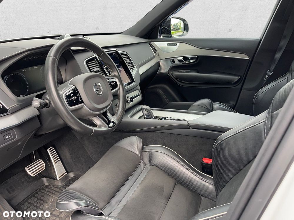 Volvo XC 90 - 22