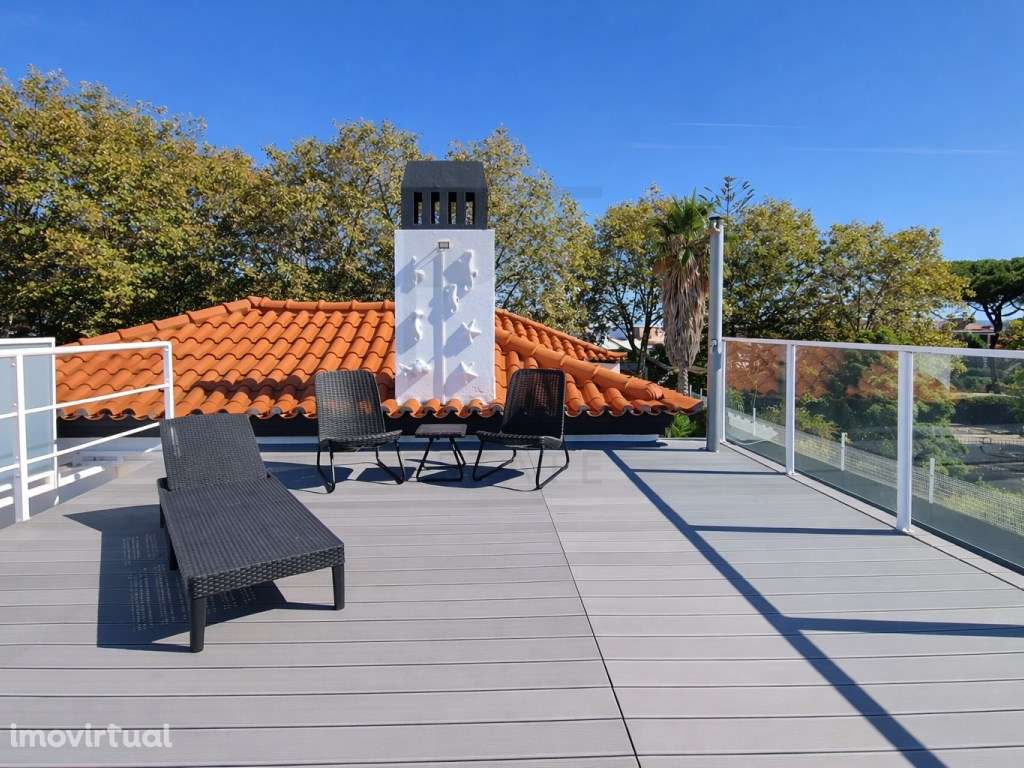 S. Pedro do Estoril. Moradia T4 com jardim e piscina. Excelente loc... - Grande imagem: 3/31