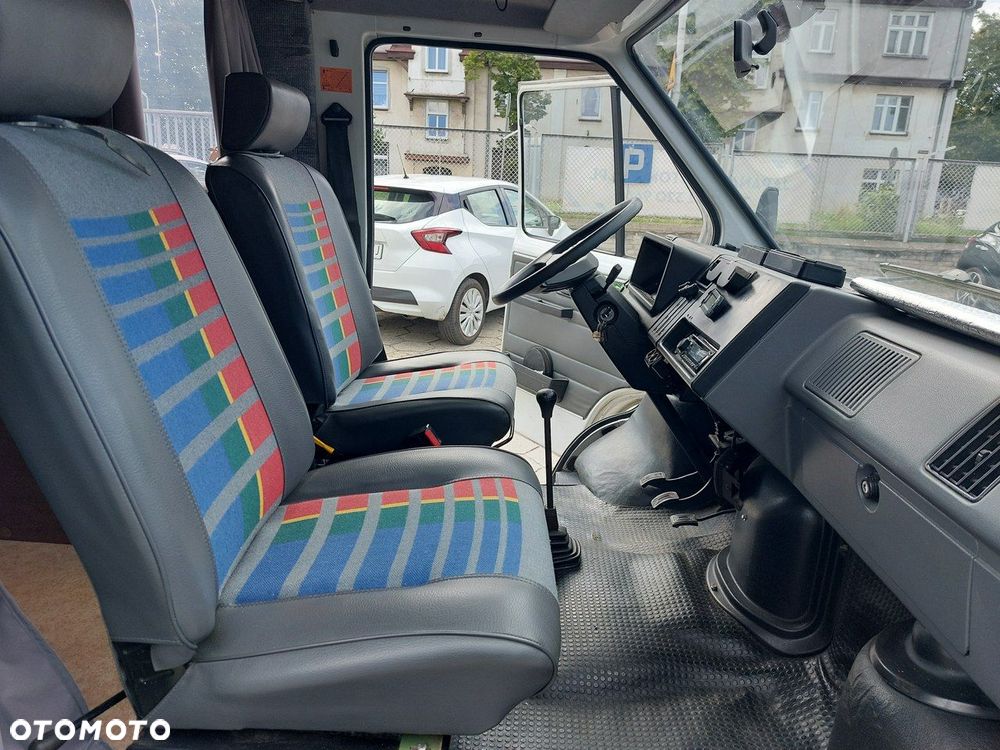Renault ACAPULCO - 25