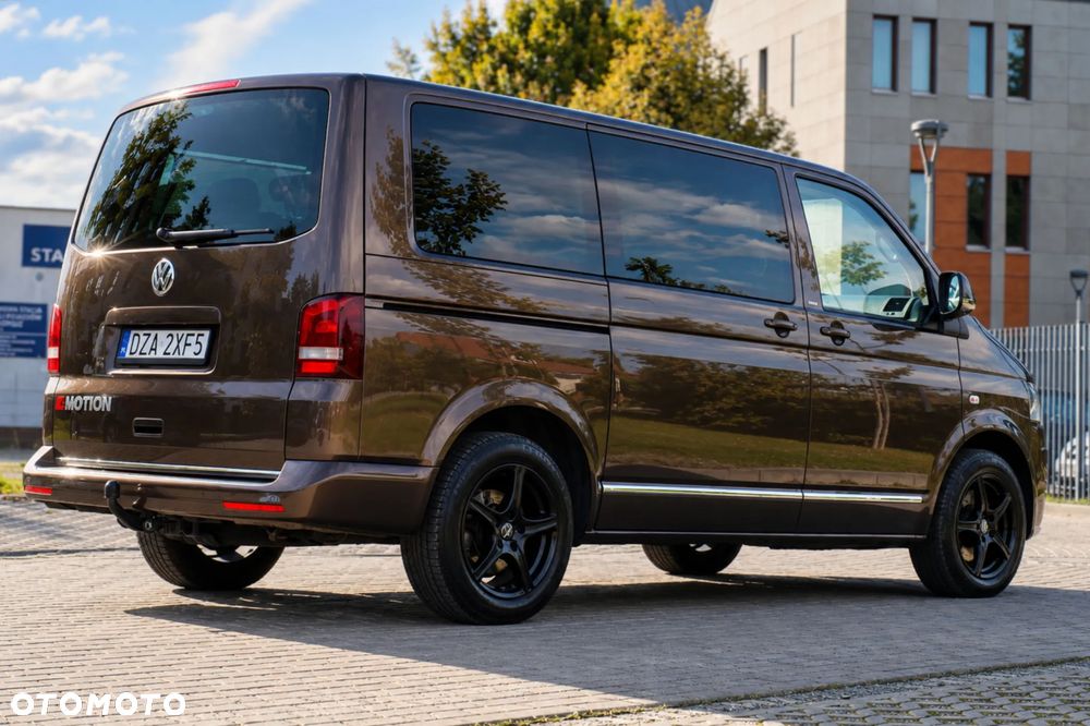 Volkswagen Multivan - 7
