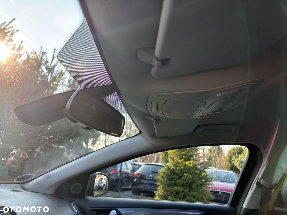 Ford Mondeo 2.0 TDCi Champions Edition - 16