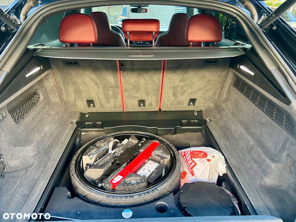 Audi SQ8 - 17