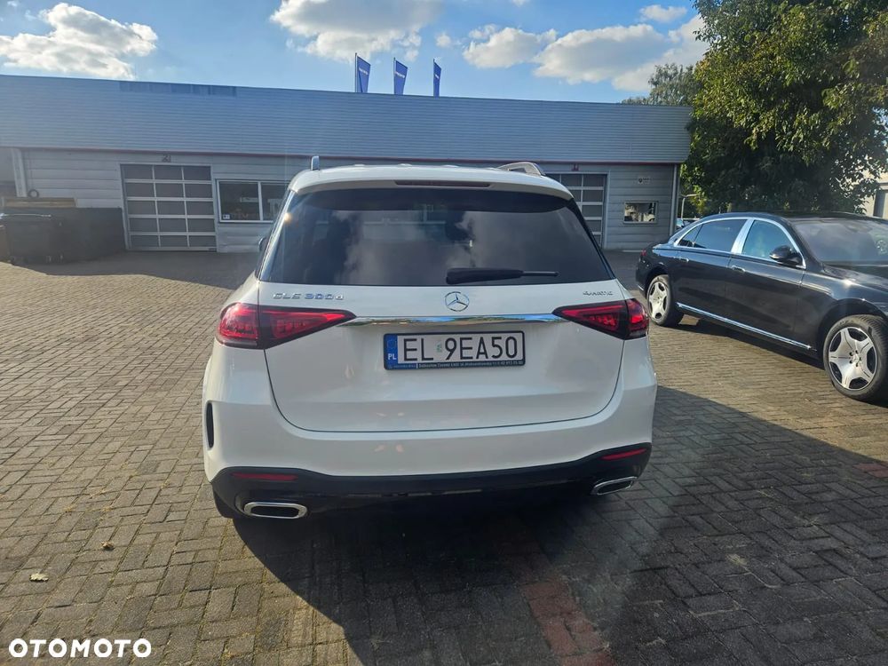 Mercedes-Benz GLE 300 d 4-Matic - 11