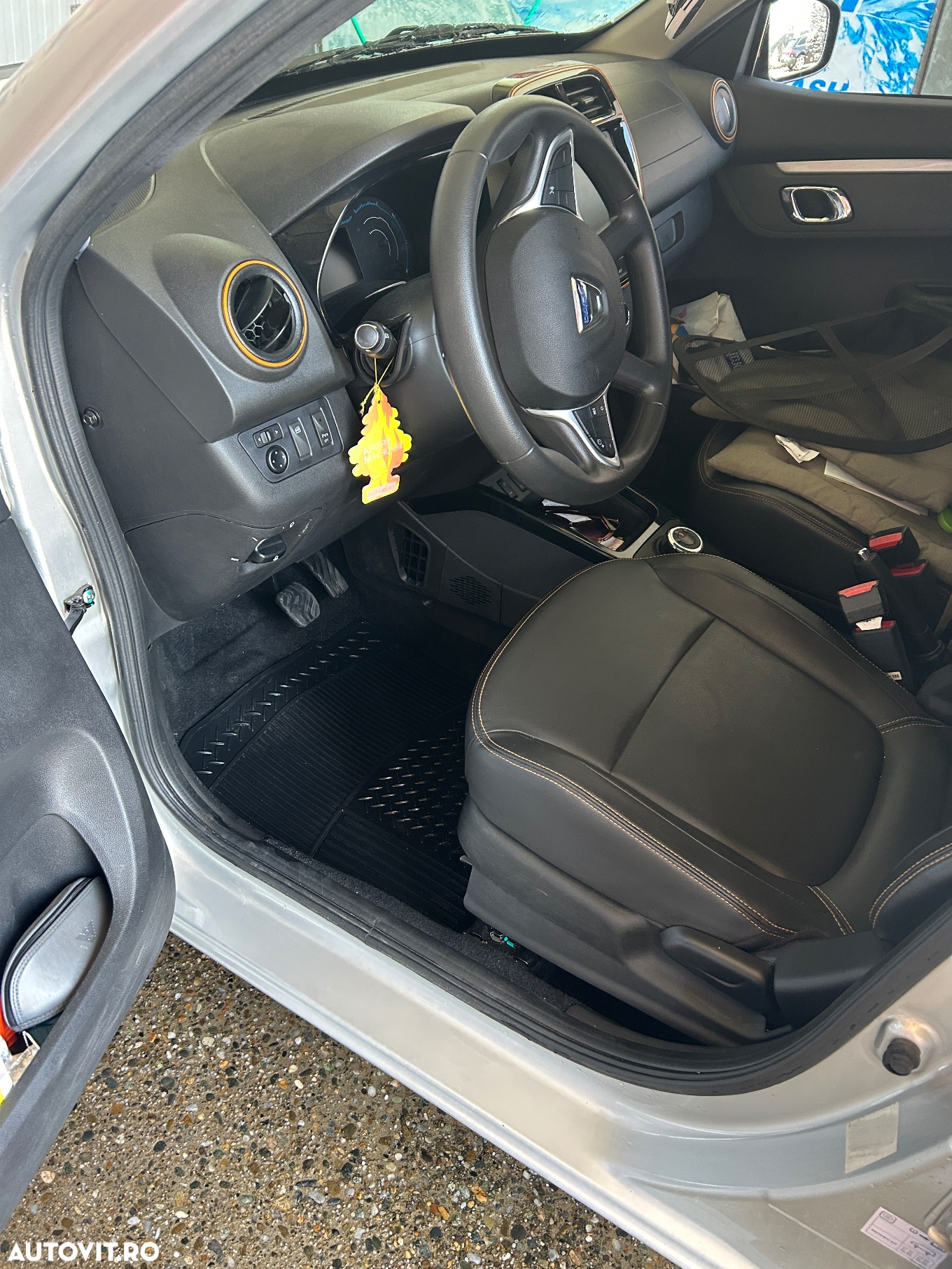 Dacia Spring Cargo Electric 45 (33kW) - 10